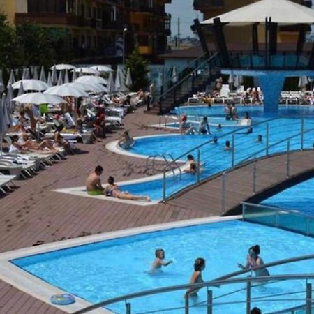 Apartament Militari Residence Roşu Esterno foto