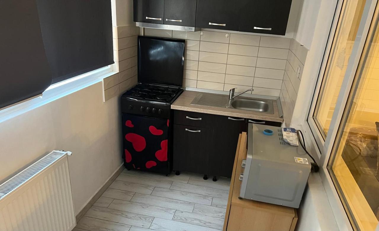 Apartament Militari Residence Roşu Esterno foto
