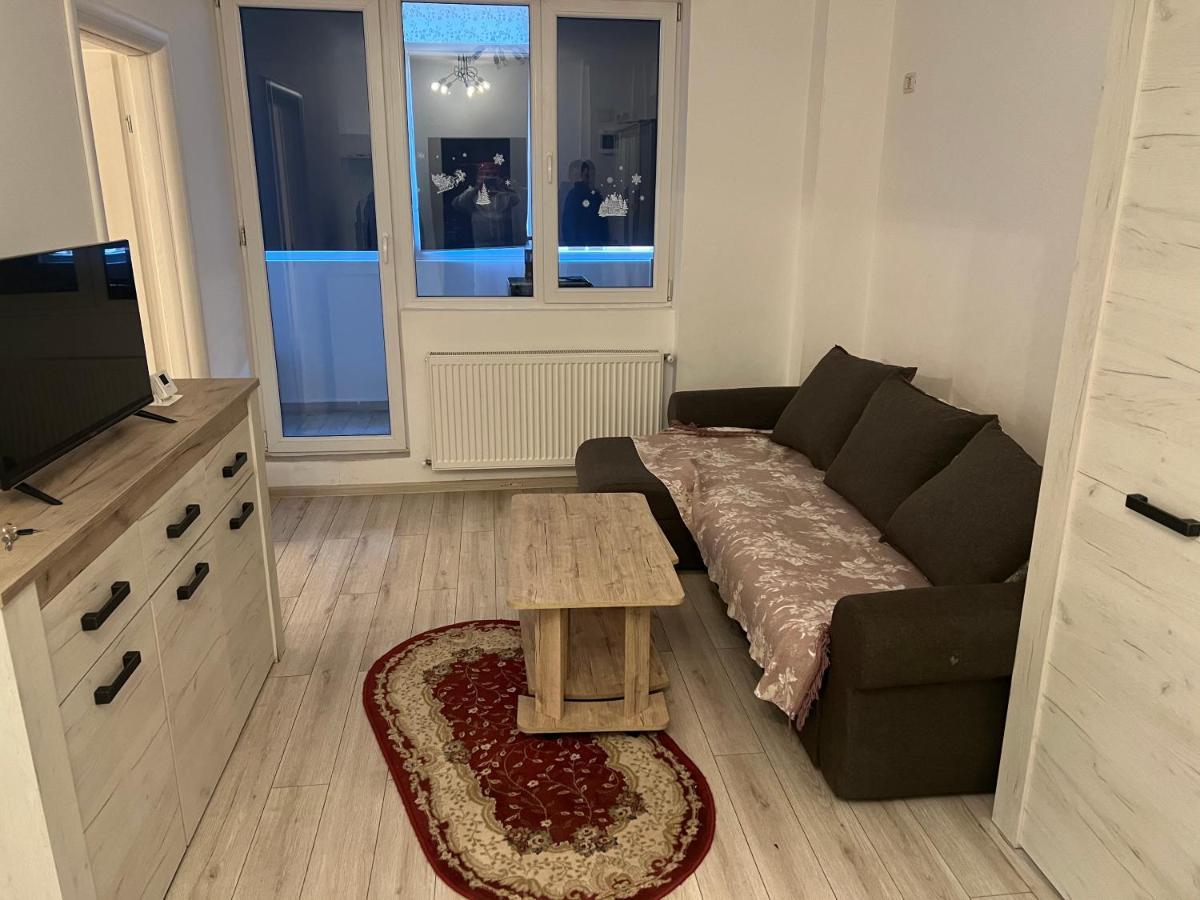 Apartament Militari Residence Roşu Esterno foto