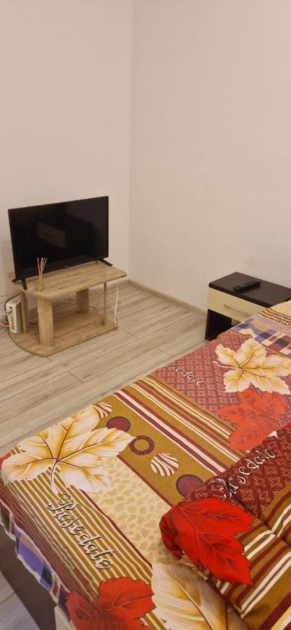 Apartament Militari Residence Roşu Esterno foto
